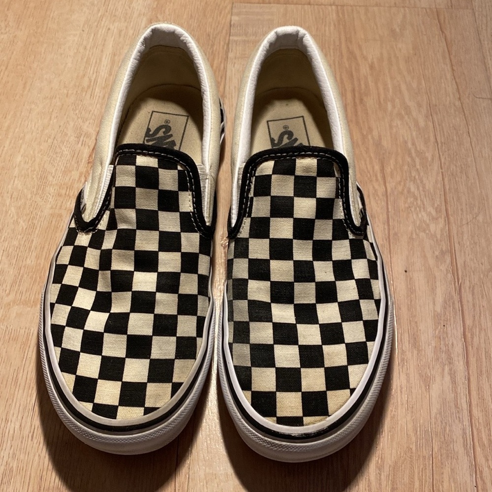 EUC- Checkered vans, men’s size 6, woman’s size 7.5
